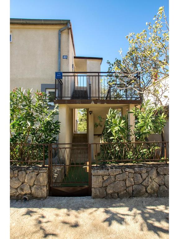 Apartments Velebit Starigrad Paklenica Buitenkant foto