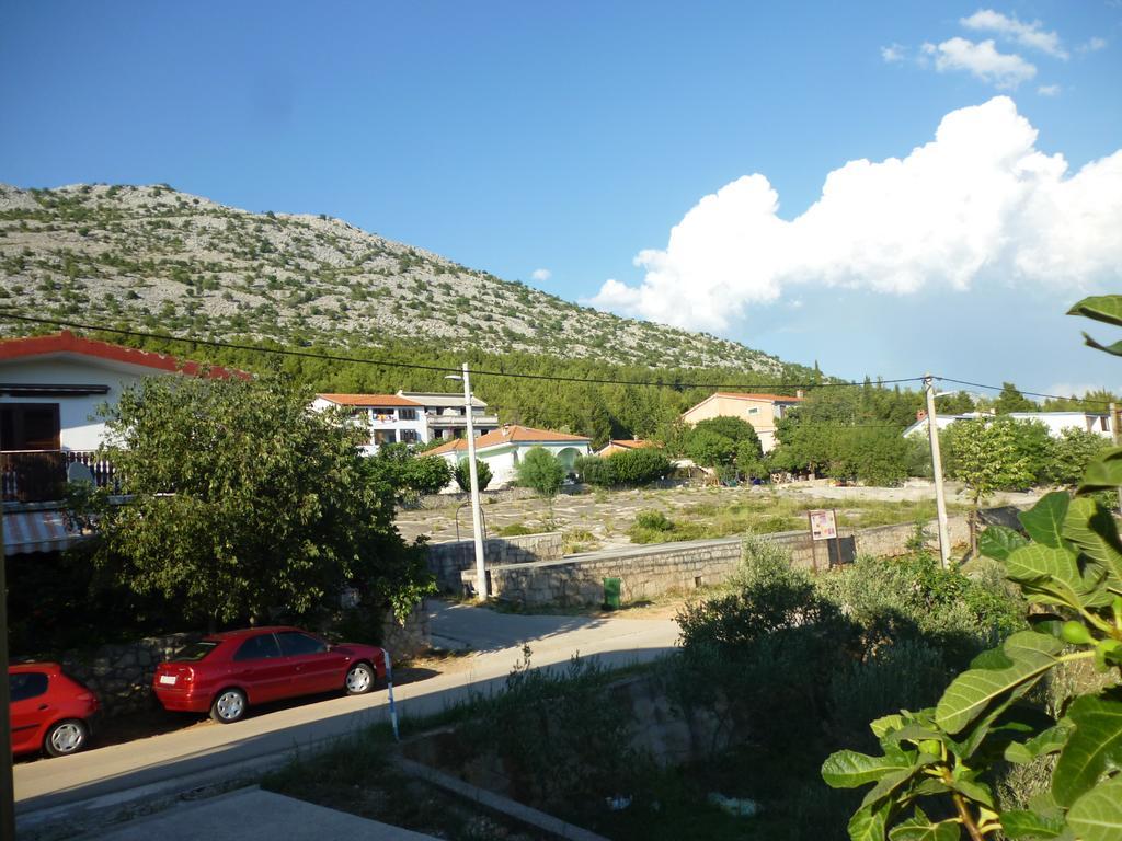 Apartments Velebit Starigrad Paklenica Buitenkant foto